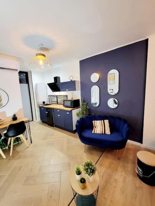 Le Very Cozy Алби Екстериор снимка